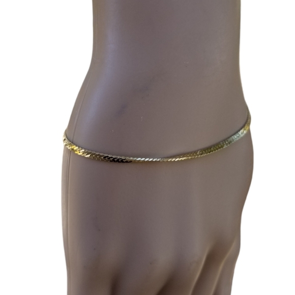 GOLDPLATED LADIES HERRINGBONE CHAIN TENNIS BRACELET - Picture 2 of 5